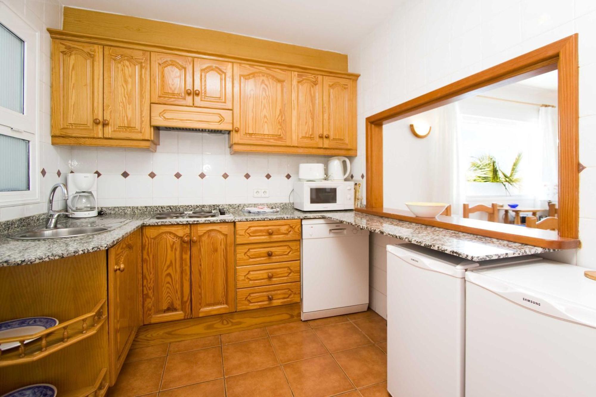 Lovely Los Mojones Villa Casa Jasmine Heated Pool Short Walk To Beach Puerto Del Carmen Puerto del Carmen  Eksteriør bilde